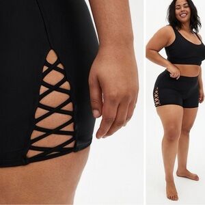 Torrid swim shorts size 3